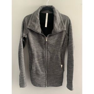 NWT Lululemon Heather Grey Zip-Up